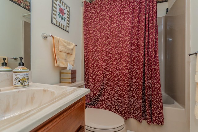 225 Divot Dr, Harrisonburg, VA 22802 - full bathroom featuring vanity, toilet, and shower / bathtub combination with curtain