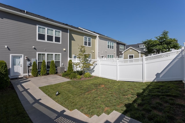 3267 Battery Park Pl, Rockingham, VA 22801 - rear view of house featuring a patio
