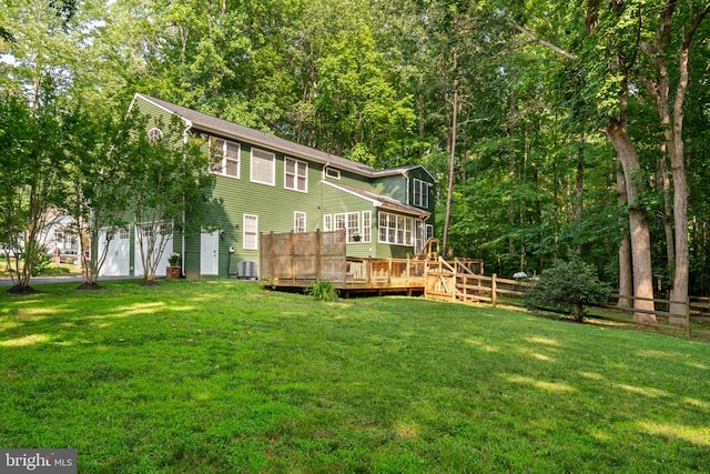 12800 Pickett Ct, Spotsylvania, VA 22551 - rear view of property with a wooden deck