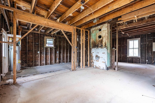 822 Beverley St W, Staunton, VA 24401 - miscellaneous room featuring water heater