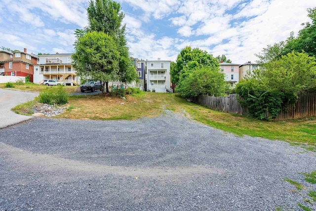 822 Beverley St W, Staunton, VA 24401 - view of road