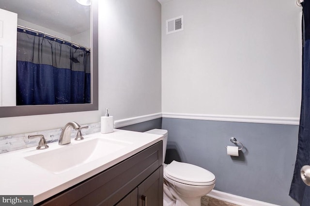 18691 Springs Rd, Jeffersonton, VA 22724 - full bath featuring vanity and toilet