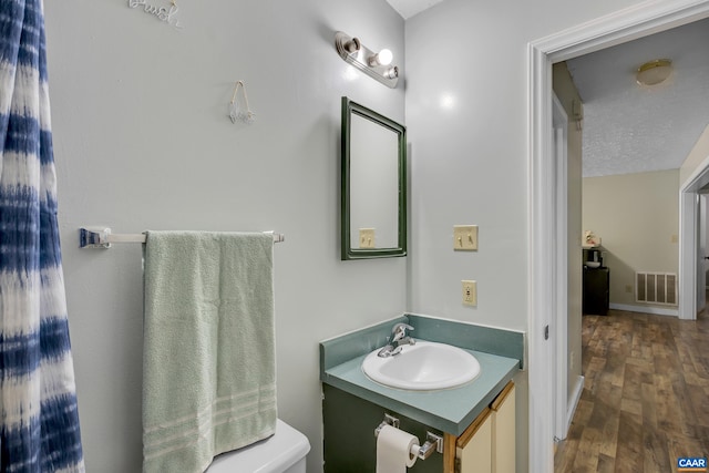 1409 Mica Rd, Mineral, VA 23117 - bathroom with wood finished floors and vanity