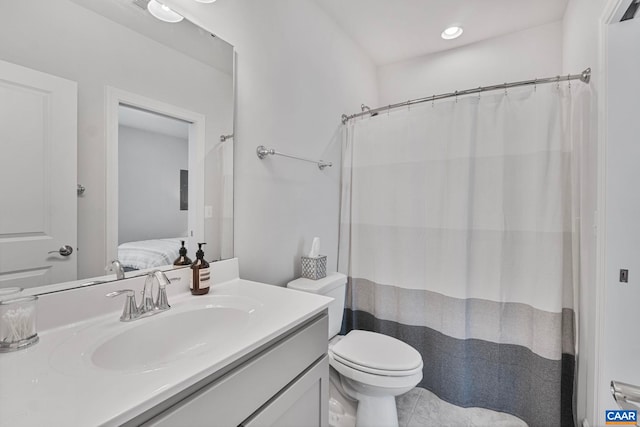 3190 Horizon Rd, Charlottesville, VA 22902 - full bath with vanity, toilet, and curtained shower