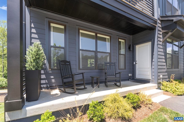 3190 Horizon Rd, Charlottesville, VA 22902 - property entrance featuring a porch