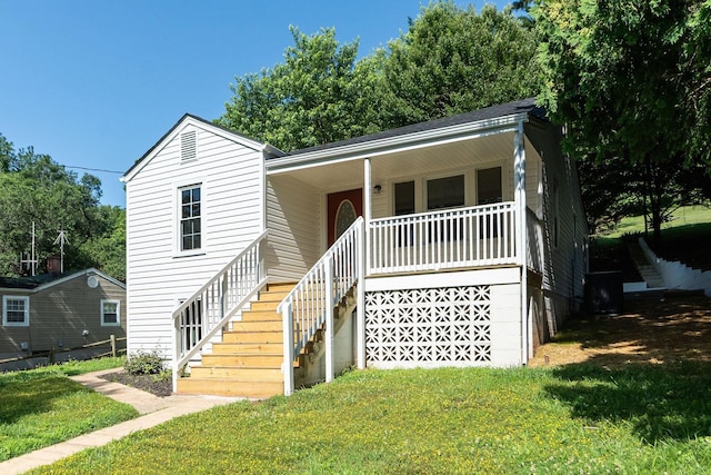53 Woodcrest Rd, Staunton, VA 24401 - view of front of house with a front lawn, covered porch, and stairs