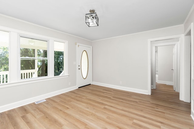 53 Woodcrest Rd, Staunton, VA 24401 - foyer featuring crown molding and light wood-type flooring