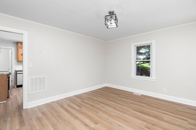 53 Woodcrest Rd, Staunton, VA 24401 - spare room featuring light wood-style flooring and crown molding