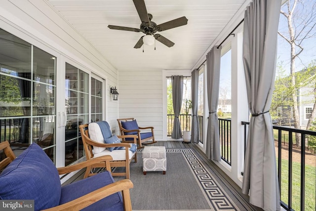 10605 Springvale Ln, Spotsylvania, VA 22551 - sunroom / solarium featuring ceiling fan