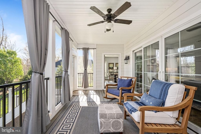 10605 Springvale Ln, Spotsylvania, VA 22551 - sunroom / solarium featuring ceiling fan