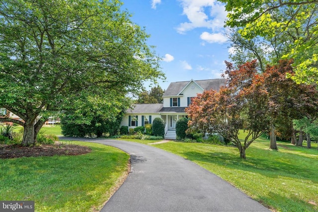 17417 Hawthorne Ave, Culpeper, VA 22701 - view of front of house with a front yard and asphalt driveway