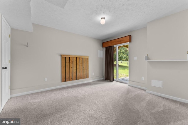 17417 Hawthorne Ave, Culpeper, VA 22701 - unfurnished room with carpet floors and a textured ceiling