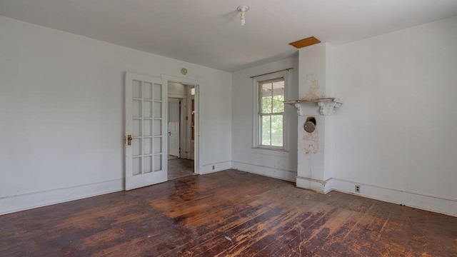 506 Williams Ave, Shenandoah, VA 22849 - empty room featuring hardwood / wood-style flooring and baseboards