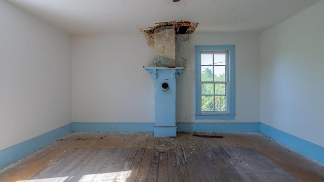 506 Williams Ave, Shenandoah, VA 22849 - unfurnished room with hardwood / wood-style floors and baseboards