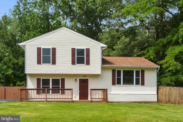 10909 Meadowlark Ln, Spotsylvania, VA 22553 - split level home featuring a wooden deck
