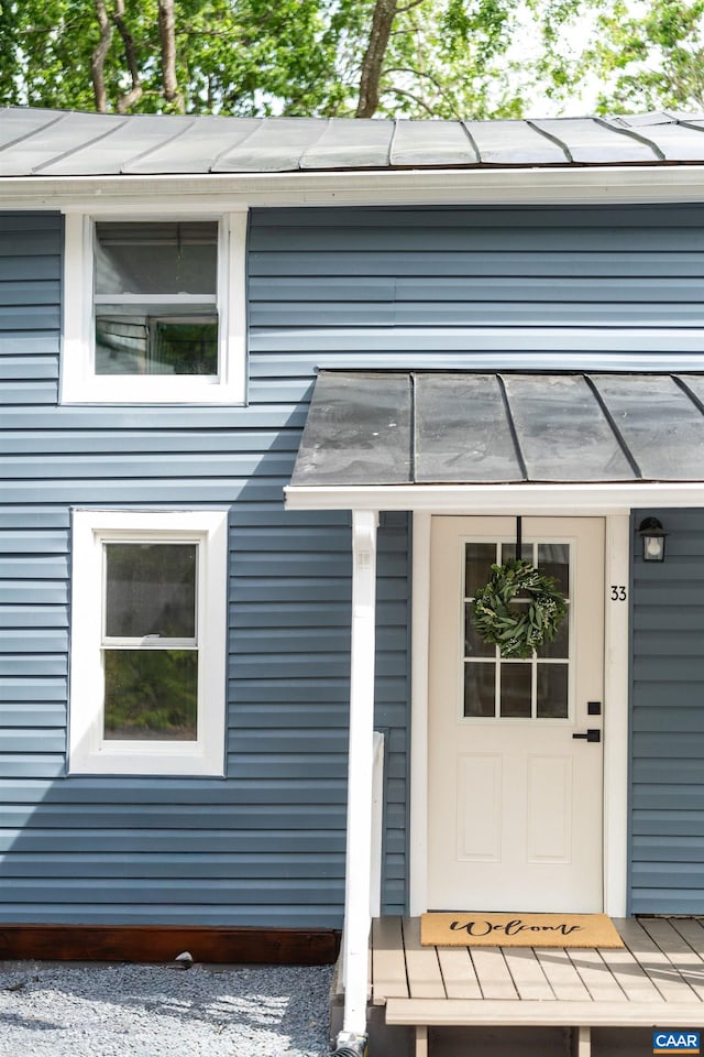 33 Bagby St, Staunton, VA 24401 - view of property entrance