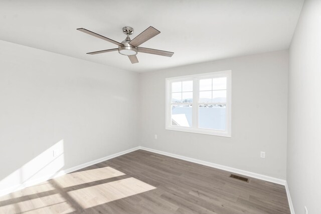 216 Spring Run Ln, Waynesboro, VA 22980 - unfurnished room featuring baseboards, wood finished floors, and ceiling fan