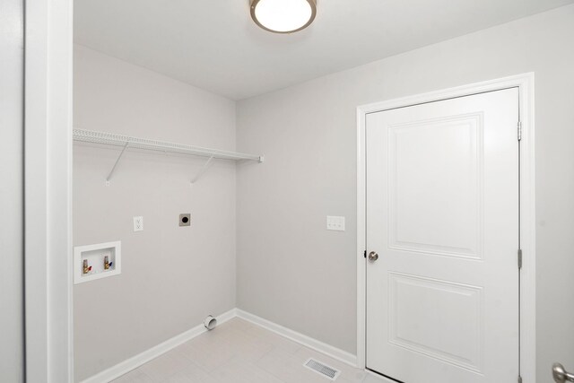 216 Spring Run Ln, Waynesboro, VA 22980 - clothes washing area featuring hookup for an electric dryer, washer hookup, and baseboards