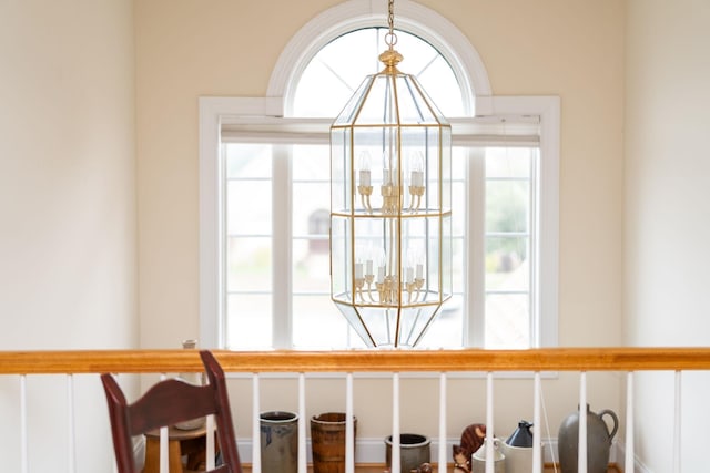 116 Buckingham Pl, Waynesboro, VA 22980 - detailed view of a chandelier