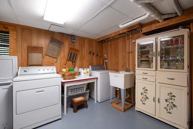 537 High Valley Dr N, Monterey, VA 24465 - clothes washing area featuring washing machine and clothes dryer and wooden walls