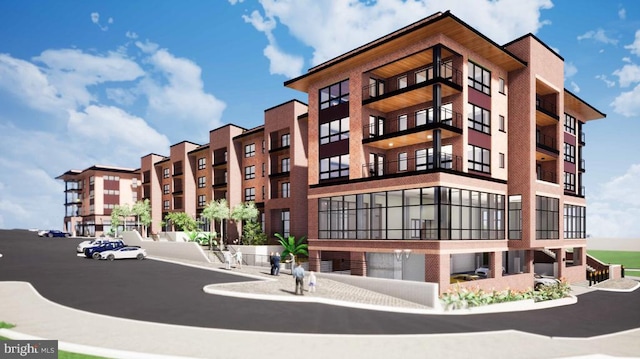 view of apartment building / complex