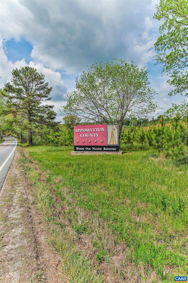 5722 James River Rd, Gladstone, VA 24553 - exterior view