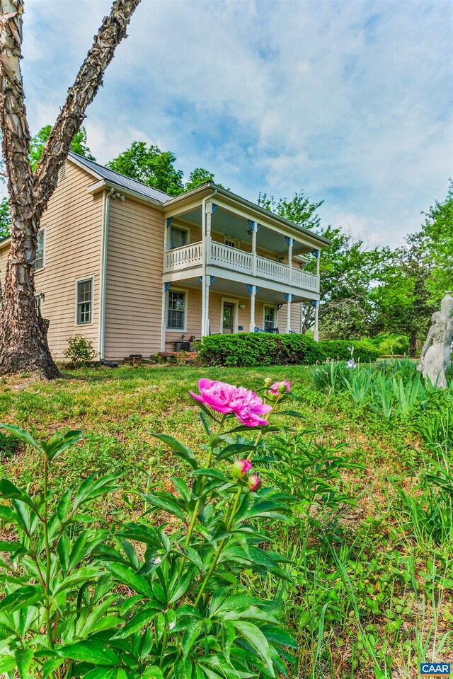 5722 James River Rd, Gladstone, VA 24553 - back of house featuring a balcony