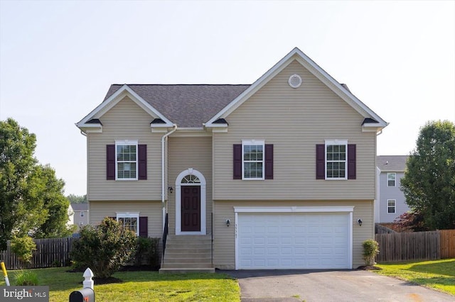 35367 Pheasant Ridge Rd, Locust Grove, VA 22508 - split foyer home with an attached garage and driveway