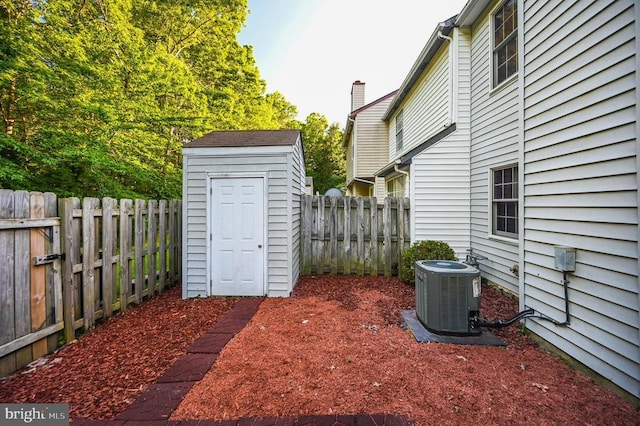 11175 Elwyn Ct, Fredericksburg, VA 22407 - fenced backyard with central AC