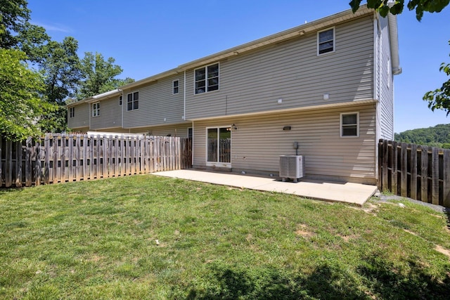 872 Camelot Ln, Harrisonburg, VA 22801 - rear view of house with a patio area and central air condition unit