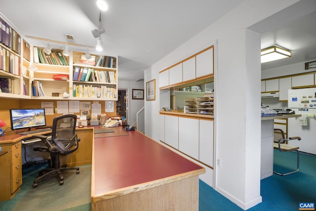 19184 Mt Sharon Rd, Orange, VA 22960 - carpeted office space with visible vents
