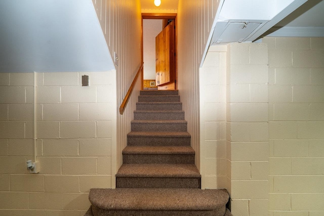 10999 Orkney Grade, Mount Jackson, VA 22842 - view of staircase