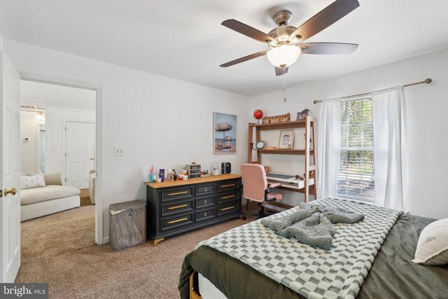 bedroom featuring carpet floors and a ceiling fan