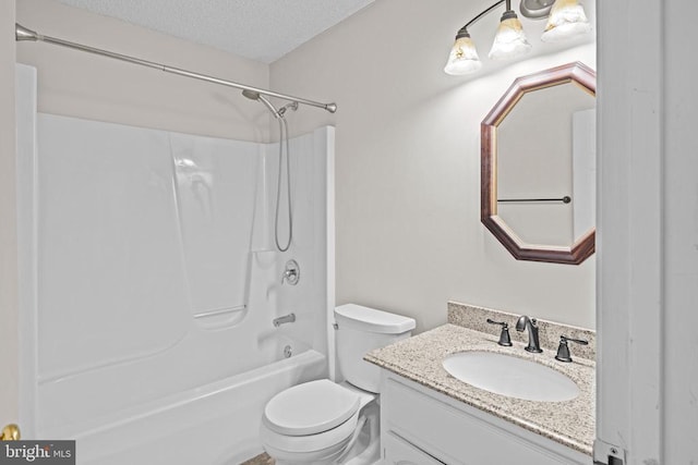 47 Marwood Dr, Palmyra, VA 22963 - bathroom featuring vanity, washtub / shower combination, and a textured ceiling