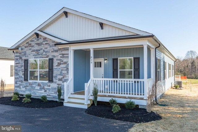 828 Mineral Ave, Mineral, VA 23117 - photo 1