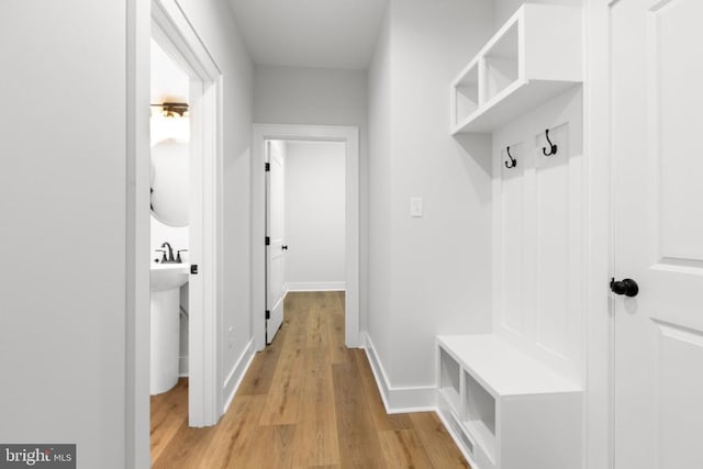 885 Buckners Ln, Compass Cove At Lake Anna Mineral, VA 23117 - mudroom with baseboards and light wood-style floors