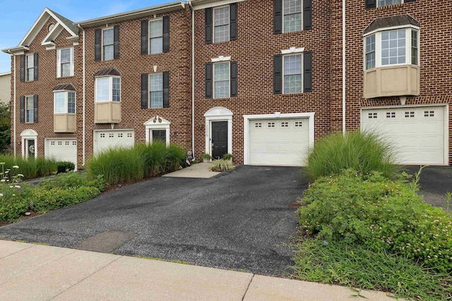 2009 Buttonwood Ct, Harrisonburg, VA 22802 - photo 2