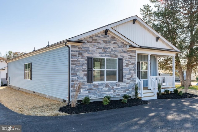 view of front of property with a porch