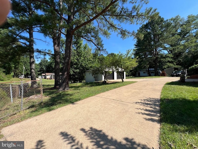9872 Red Hill Rd, Spotsylvania, VA 22553 - view of concrete driveway