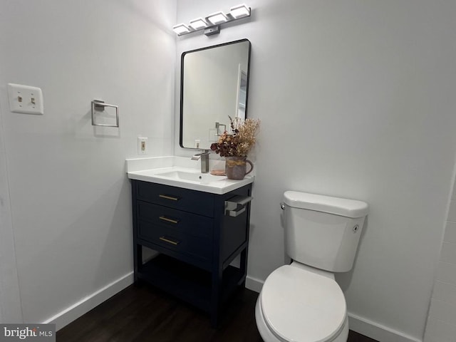 9872 Red Hill Rd, Spotsylvania, VA 22553 - bathroom featuring wood finished floors and vanity