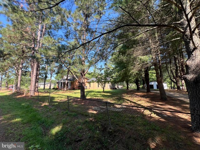 9872 Red Hill Rd, Spotsylvania, VA 22553 - view of yard