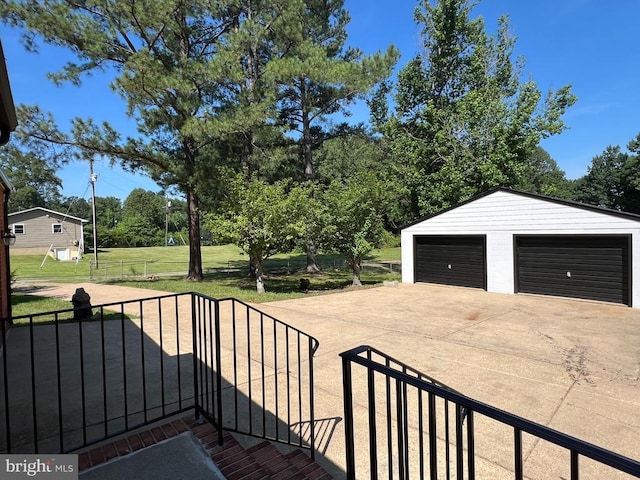 9872 Red Hill Rd, Spotsylvania, VA 22553 - view of detached garage