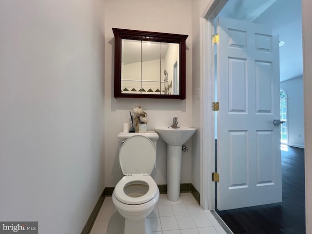 9872 Red Hill Rd, Spotsylvania, VA 22553 - bathroom with baseboards and tile patterned floors