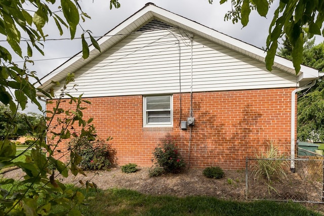 871 Kent Rd, Waynesboro, VA 22980 - view of side of property featuring brick siding