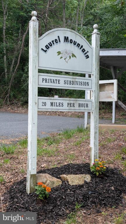 400 Laurel Dr, Madison, VA 22727 - exterior view