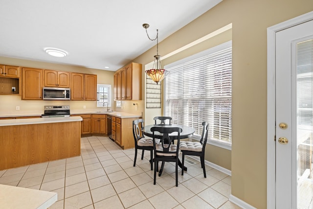30 Sir Robin Rd, Waynesboro, VA 22980 - kitchen with appliances with stainless steel finishes, a sink, light countertops, and light tile patterned floors