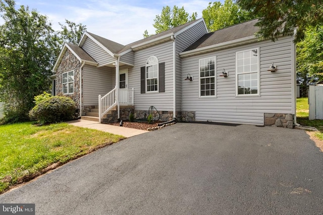 7306 Pullen Dr, Fredericksburg, VA 22407 - ranch-style house with a front lawn and stone siding