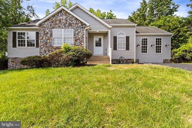 7306 Pullen Dr, Fredericksburg, VA 22407 - view of front of property featuring a front lawn and stone siding