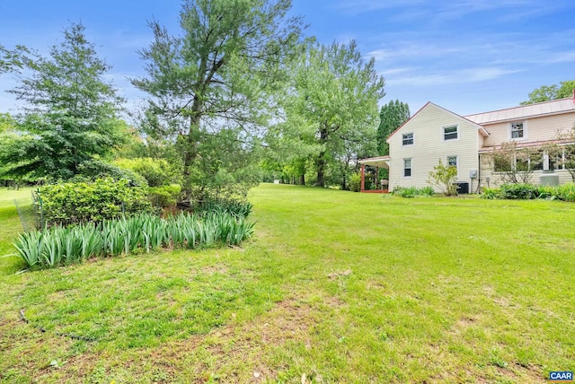 687 Gidsville Rd, Amherst, VA 24521 - view of green lawn featuring cooling unit