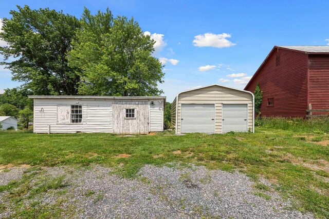 887 Natural Chimneys Rd, Mount Solon, VA 22843 - view of detached garage